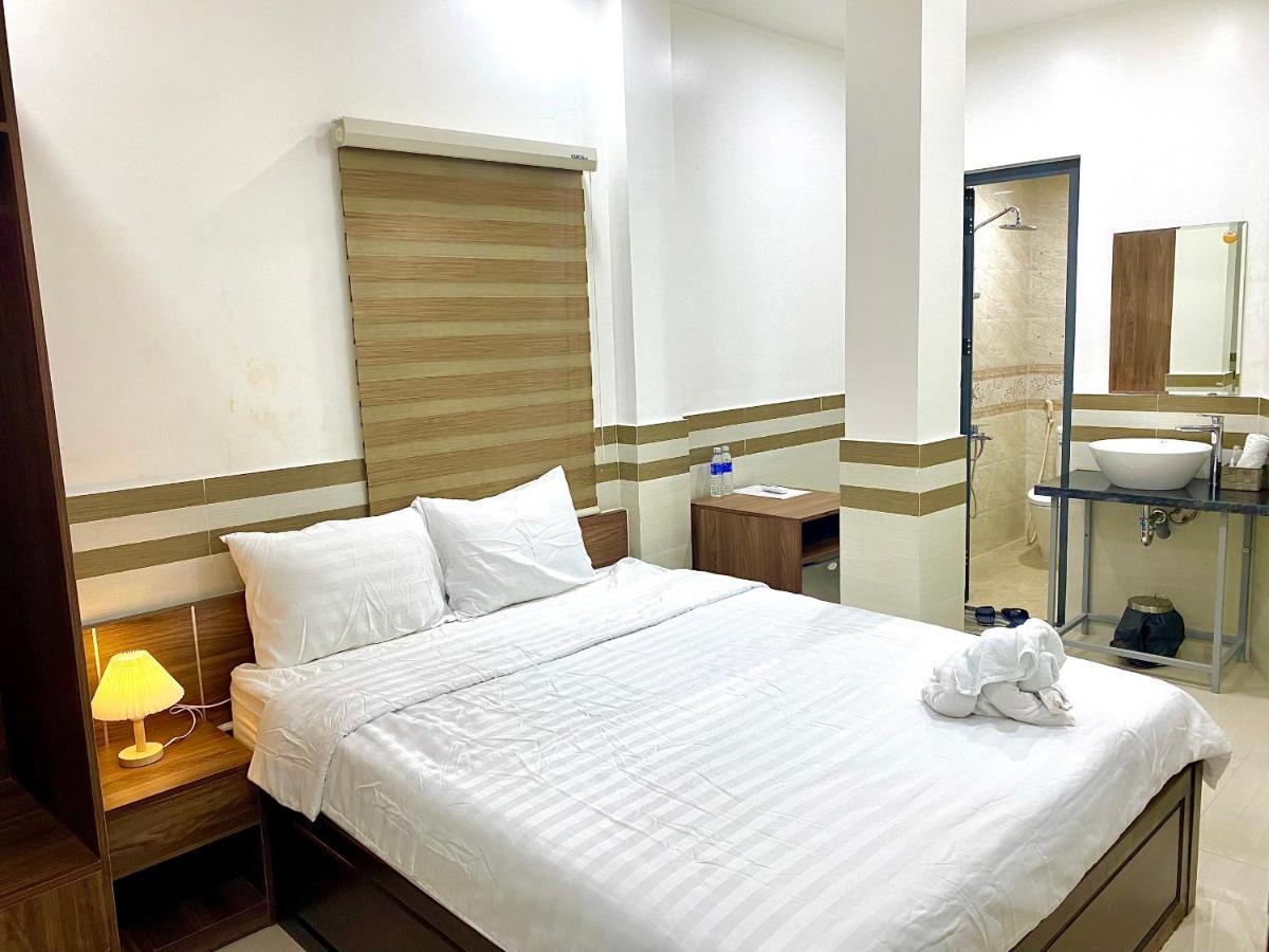 Shine Hotel Hue Exterior photo